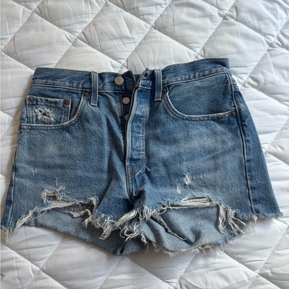 Levi’s shorts